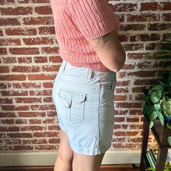 Dress Barn off white mid rise shorts - Picture 4 of 9